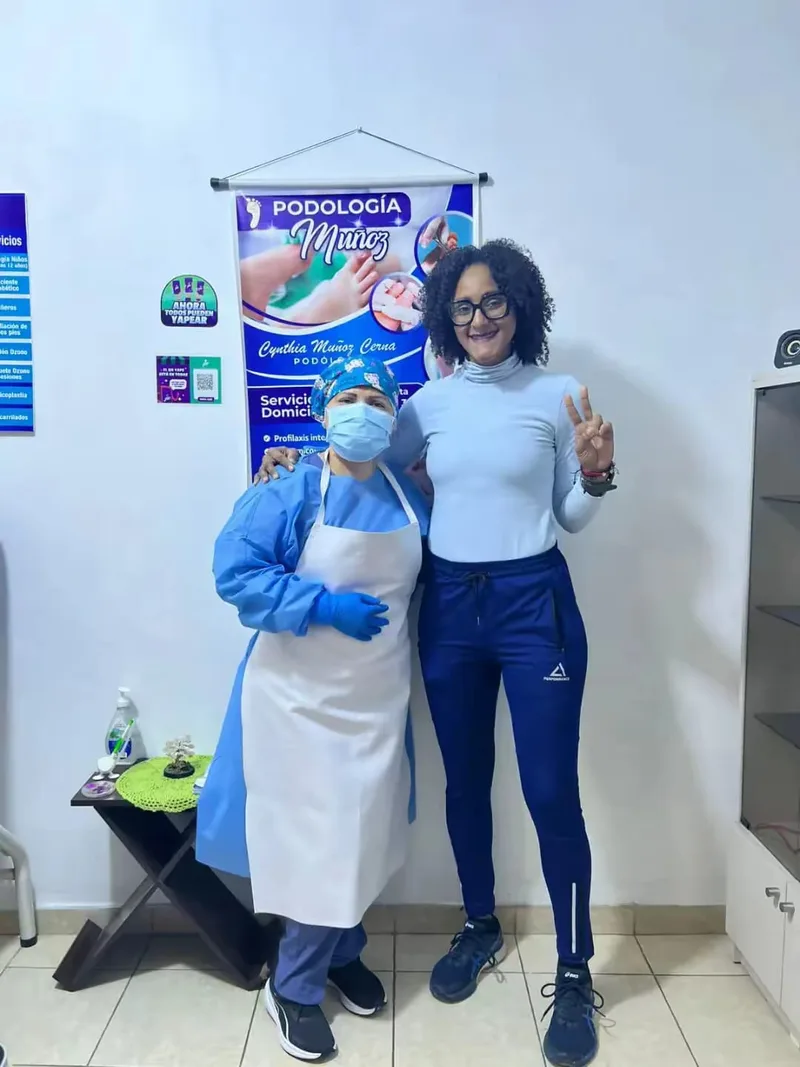 Jessenia Uceda paciente de Podología Muñoz